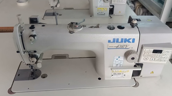Juki DDL 900a-s, một trong những chiếc máy được ưa chuộng hiện nay