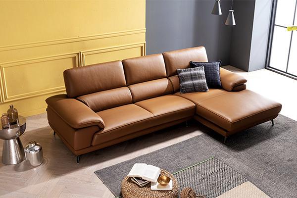 Ghế sofa làm từ chất liệu da được khách hàng sử dụng phổ biến